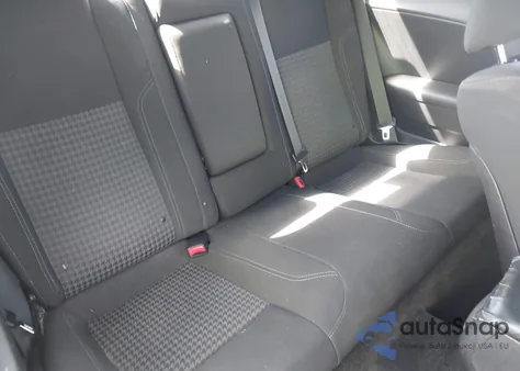 2018 Dodge Challenger Sxt z USA, uszkodzony, nr VIN 2C3CDZAG5JH305318